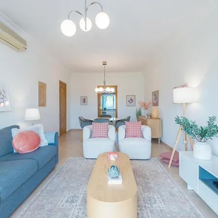 Boavista Charming * Lagos